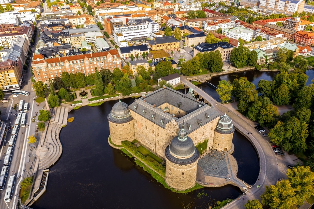 Från aska till arkitektur i Örebro